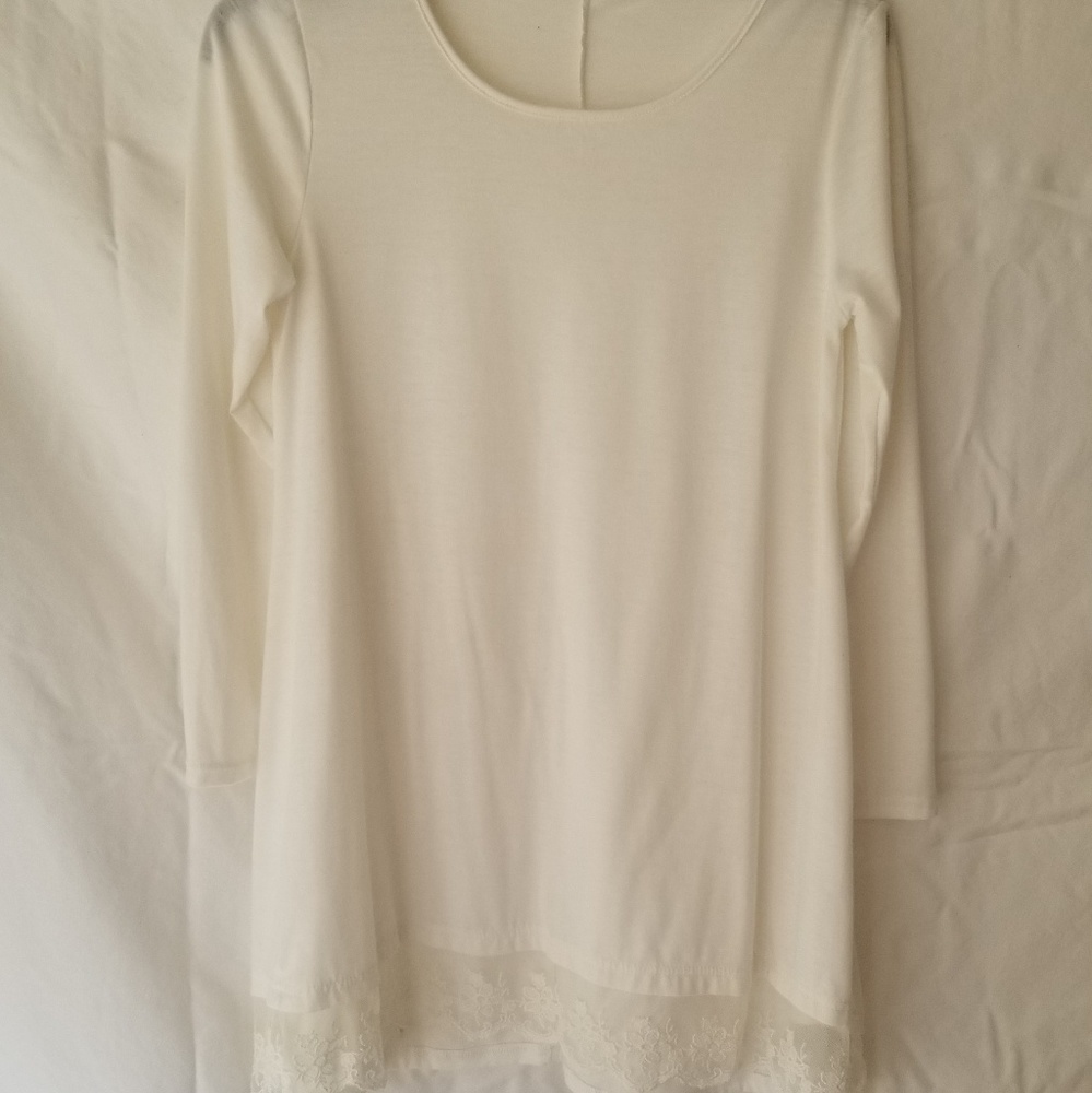 LONG SLEEVE KNIT/LACE TOP